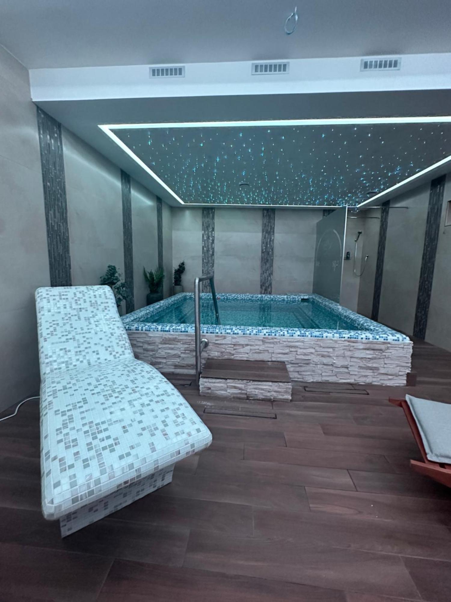 Five Apartments Indija Dış mekan fotoğraf